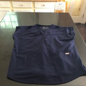 Figs top and bottom scrub set!